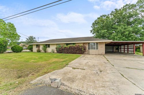 403 Vatican Dr, Donaldsonville, LA, 70346-4017 | Card Image