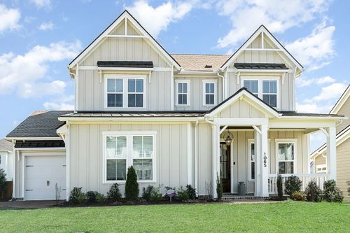 1065 Pine Creek Dr, Arrington, TN, 37014-8001 | Card Image