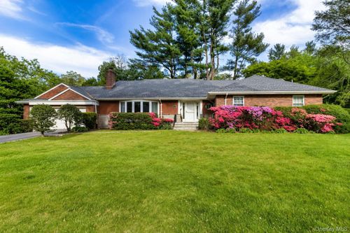 88 Spier Rd, Scarsdale, NY, 10583-7319 | Card Image