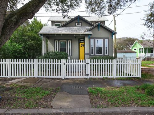 1911 34th St, Galveston, TX, 77550-7530 | Card Image