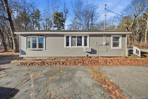 4 Old Rd, Cuddebackville, NY, 12729-5312 | Card Image