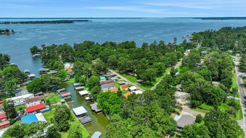 139 S Circle Dr, Livingston, TX, 77351-7968 | Card Image