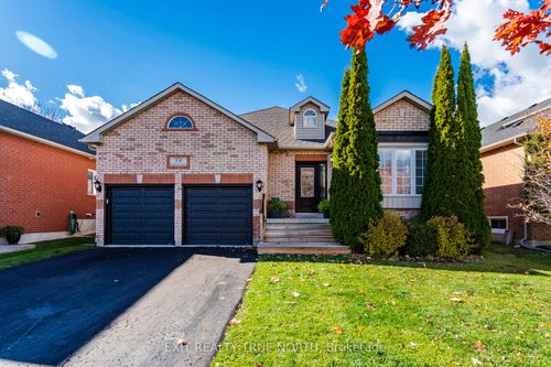 59 Edwards Dr, Barrie, ON, L4N9K8 | Card Image