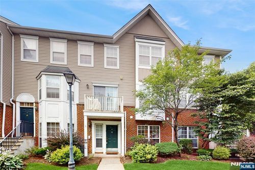 50 Pine, Montclair, NJ, 07042 | Card Image