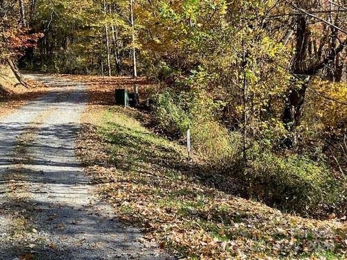 17-00 Wahwah Way, Waynesville, NC, 28785 | Card Image