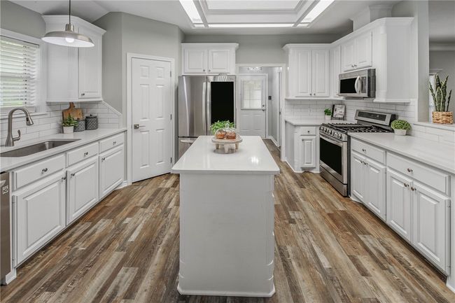 6201 Cromwell Ct, House other with 4 bedrooms, 3 bathrooms and null parking in Bryan TX | Image 8