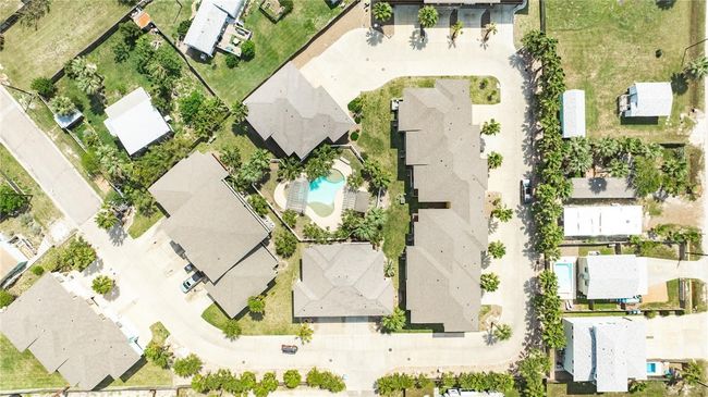 APT-11D - 247 W Roberts Ave, Condo with 3 bedrooms, 4 bathrooms and null parking in Port Aransas TX | Image 36