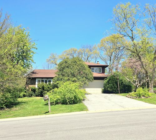 857 Bonnie Brae Lane, Bolingbrook, IL, 60440 | Card Image