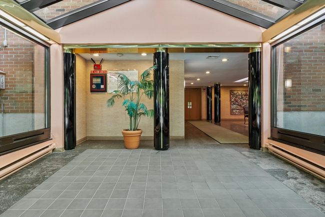 APT-605 - 1321 Worcester Rd, Condo with 1 bedrooms, 1 bathrooms and 1 parking in Framingham MA | Image 4