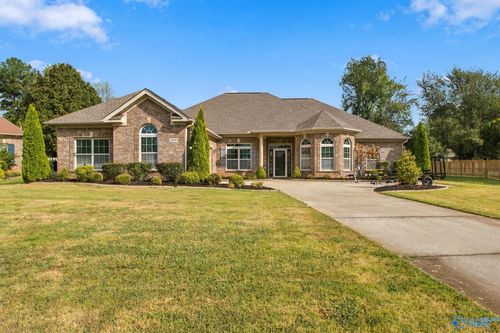 27087 Seven Pnes, Harvest, AL, 35749-6220 | Card Image