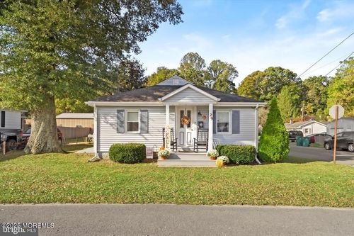 29 Locust Ln, New Egypt, NJ, 08533-1517 | Card Image