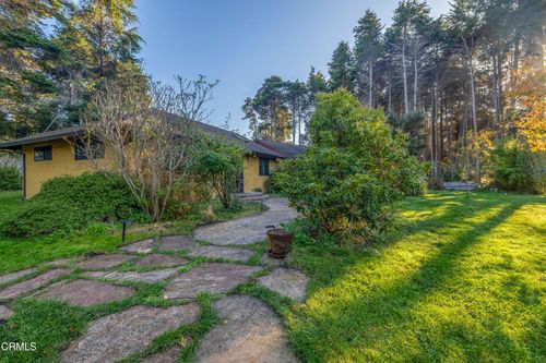 19204 Benson Ln, Fort Bragg, CA, 95437-8256 | Card Image