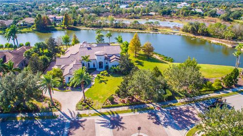 16404 Clearlake Ave, LAKEWOOD RANCH, FL, 34202-2151 | Card Image