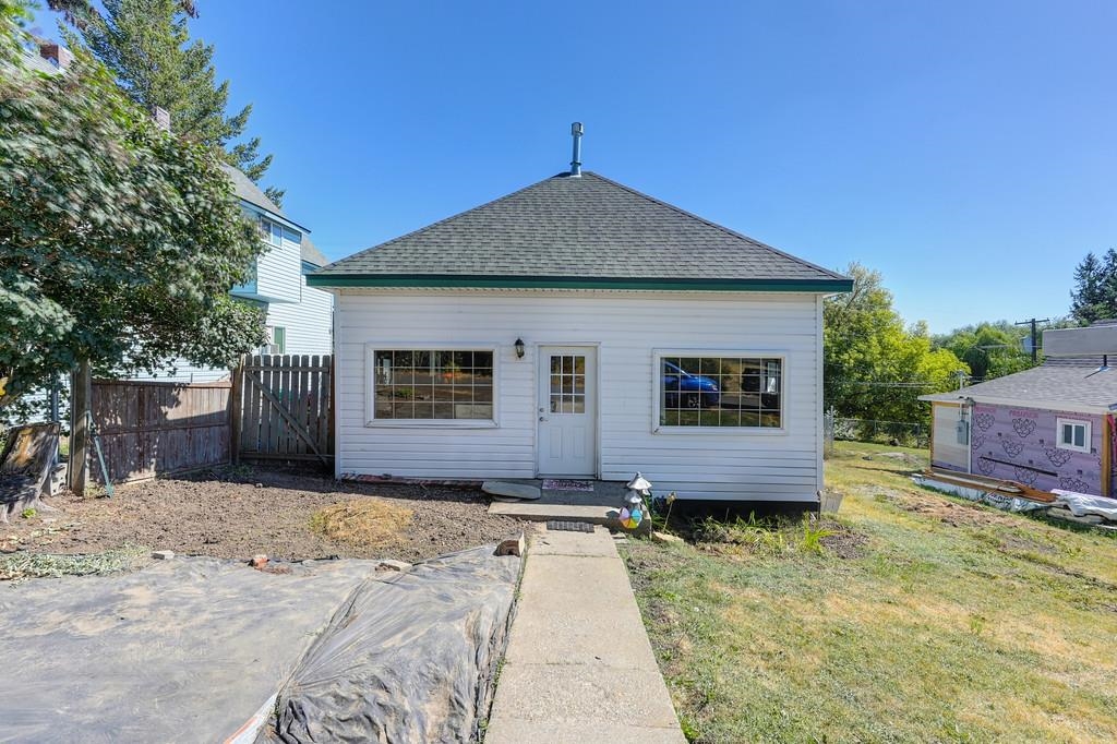 Lebo St, Tekoa, WA 99033
