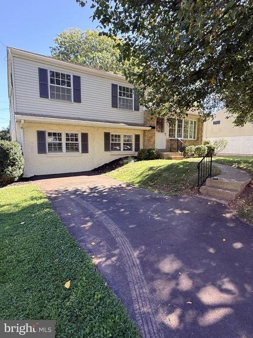 1037 Pross Road, LANSDALE, PA, 19446 | Card Image