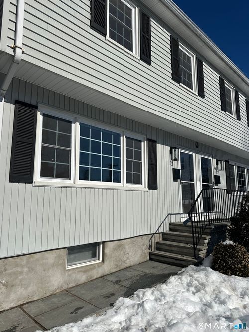 44 Hillside Ave, New Canaan, CT, 06840-4718 | Card Image