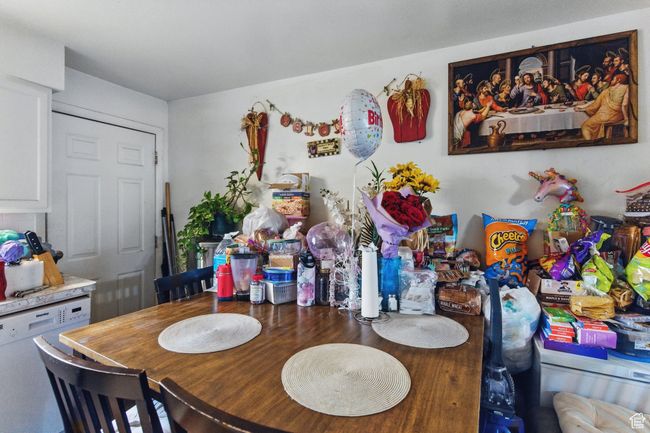 View of dining area | Image 22
