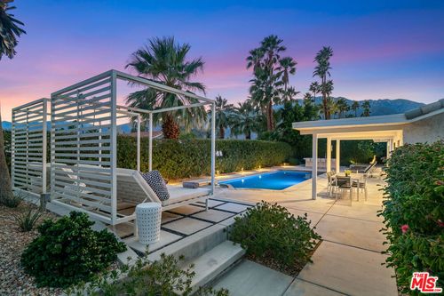 2251 E Calle Papagayo, Palm Springs, CA, 92262-6274 | Card Image