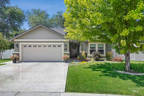 827 Lynx Dr, Jerome, ID, 83338-4025 | Card Image