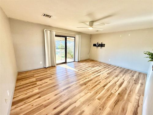 3001 N Peebly Dr, Midwest City, OK, 73110-1507 | Card Image