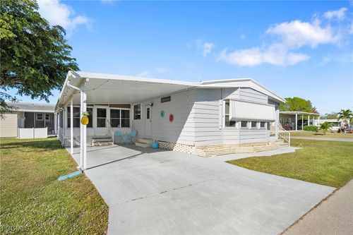 9814 Creekwood Ln, FORT MYERS, FL, 33905-5113 | Card Image