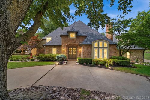 10202 Knoxville Ave, Tulsa, OK, 74137-5724 | Card Image