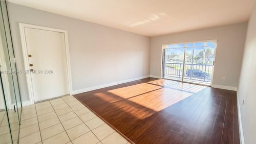 a205-7847 Miller Dr, Miami, FL, 33155-4360 | Card Image