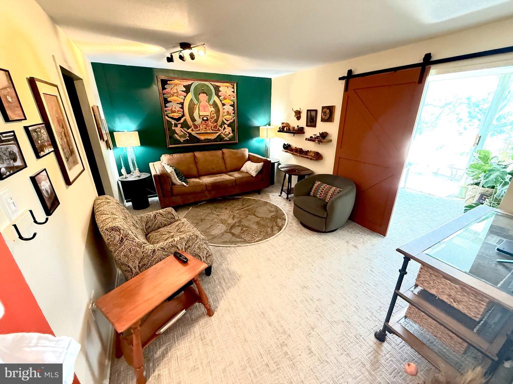 Residential Lease in JENKINTOWN 3