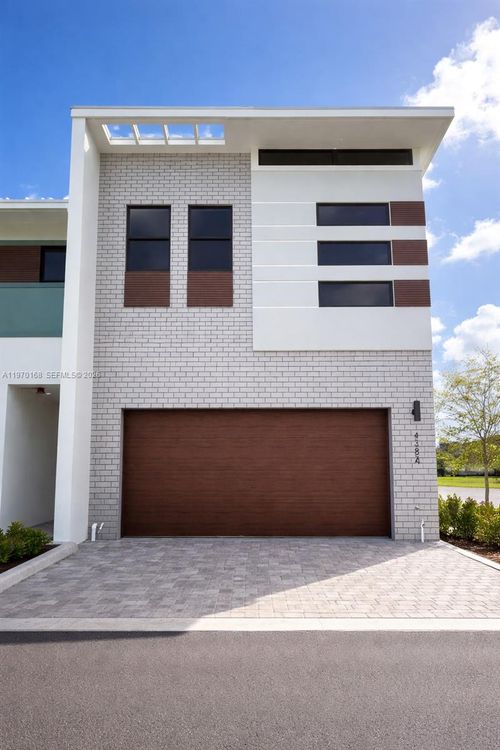 4384-4384 Nw 8th Ct, Plantation, FL, 33317-1500 | Card Image