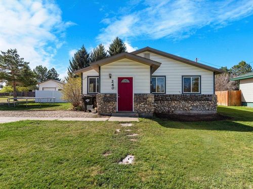 260 E 1st N, Soda Springs, ID, 83276-1209 | Card Image