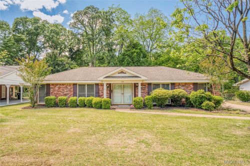 562 Larkin Ln, Montgomery, AL, 36109-4612 | Card Image