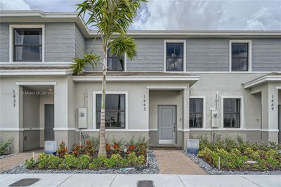 490 Ne 13th Street, Townhouse with 4 bedrooms, 3 bathrooms and null parking in Florida City FL | Image 1