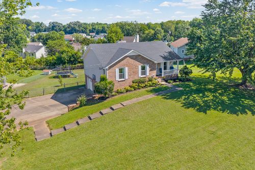 235 Short St, Clarksville, TN, 37042-1302 | Card Image