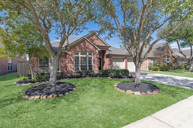 13703 Evening Wind Dr, House other with 4 bedrooms, 3 bathrooms and 2 parking in Pearland TX | Image 44