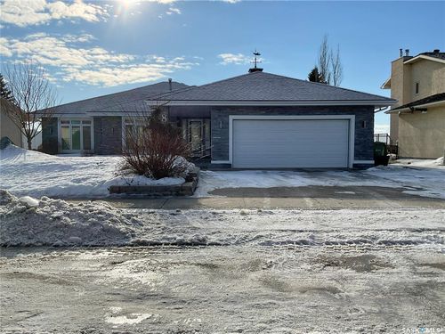 8507 Kestral Dr, Regina, SK, S4Y1H2 | Card Image