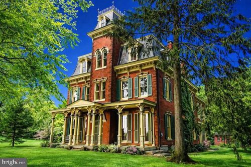 807 Weavertown Rd, Myerstown, PA, 17067-3221 | Card Image