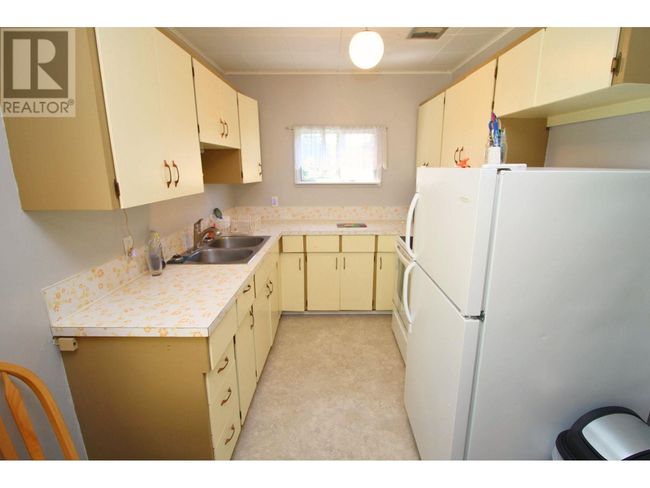 3970 Drive In Rd, House other with 2 bedrooms, 1 bathrooms and null parking in Houston BC | Image 13