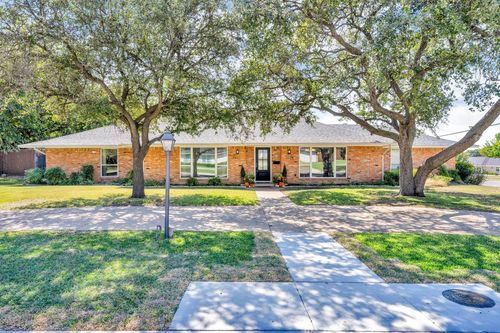 3708 Waldorf Dr, Dallas, TX, 75229-3936 | Card Image