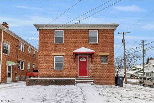 3662 W 117th St, Cleveland, OH, 44111-5259 | Card Image