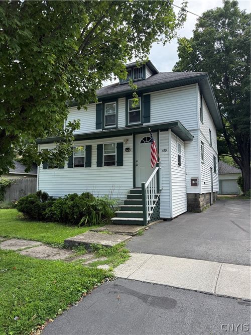 420 Broadway Ave W, Watertown, NY, 13601-4106 | Card Image