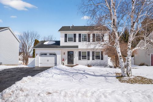 8 Corina Ct, Watervliet, NY, 12189-1135 | Card Image