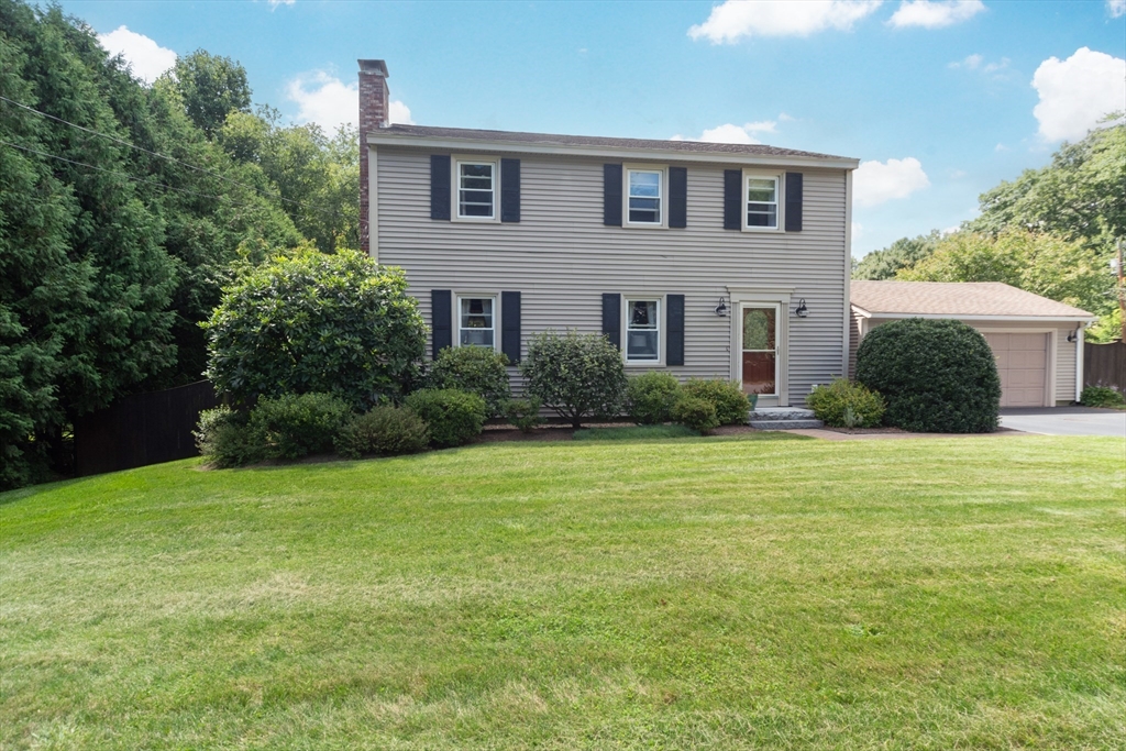 Bradbury Rd, Lancaster, MA 01523