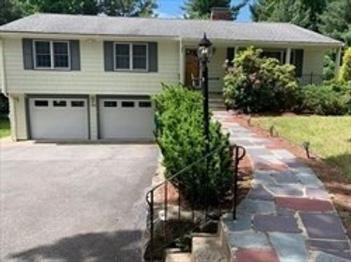 94-94 Concord Ave, Lexington, MA, 02421-8204 | Card Image