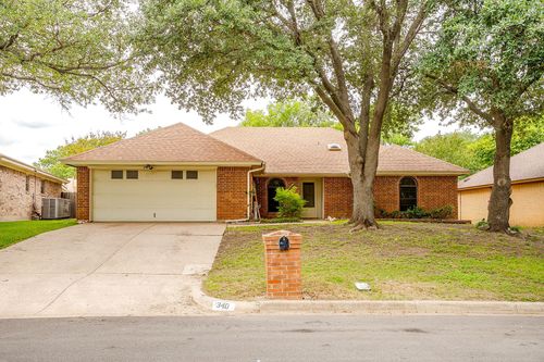 340 Grand Meadow Dr, Fort Worth, TX, 76108-3723 | Card Image