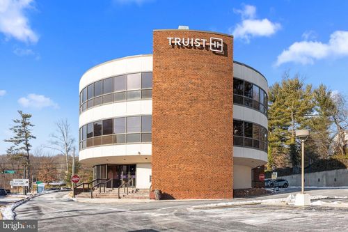 fl-3-667 Welsh Rd, HUNTINGDON VALLEY, PA, 19006-6308 | Card Image