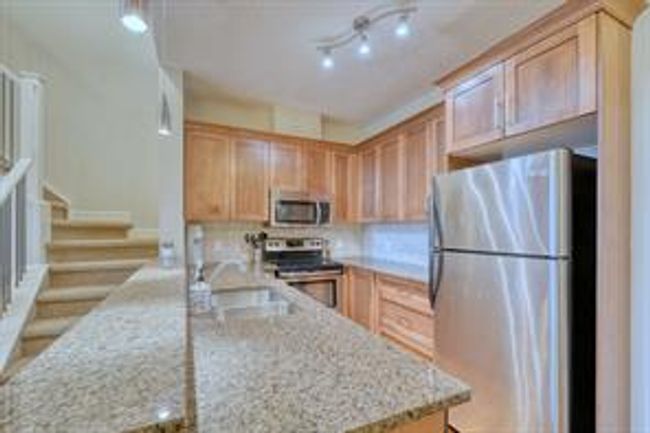 3406 - 15 Sunset Sq, Condo with 2 bedrooms, 2 bathrooms and 2 parking in Cochrane AB | Image 10