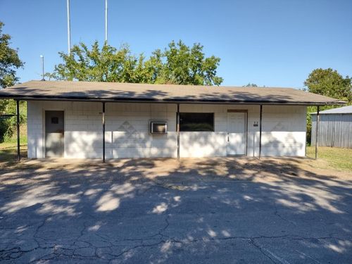 503 N Main St, West, TX, 76691-1211 | Card Image