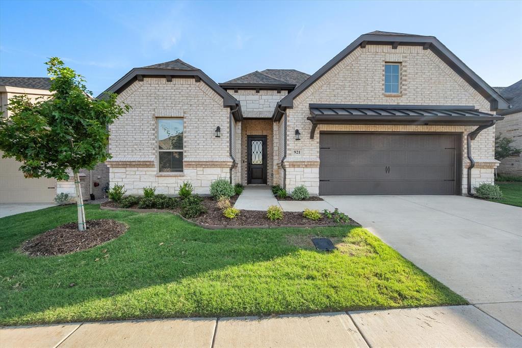 Capella Ln, Mansfield, TX 76063