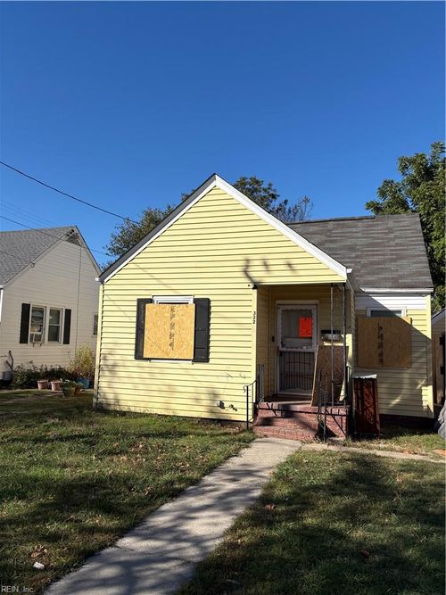 322 Glendale Ave, Norfolk, VA, 23505-1138 | Card Image