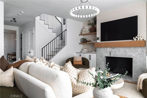 107 Via Koron, Newport Beach, CA, 92663 | Card Image